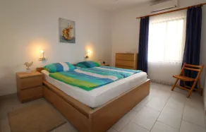 Tolles ruhiges Ferienhaus für 4 Personen mit Privatpool und großem Garten - Image 3