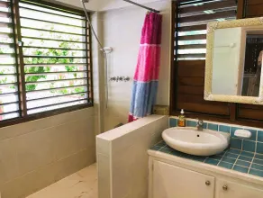 Top Seaview Apartment with pool - Image 4