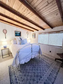 FLAT, Lakefront chalet; Hottub, Playground, Firepit, Wifi, and more! - Image 5