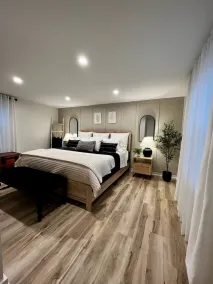 Upscale Luxury Apt, 2 minute walk to Glenn Park and Britesmith! - Image 5