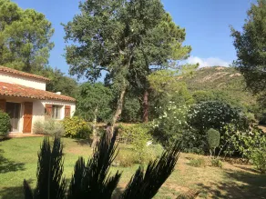 Villa med swimmingpool og anlagt have 5 minutter fra Porto-Vecchio - Image 4