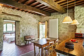 Romantic apartment in villa with swimming pool in Chianti Rufina - Image 3