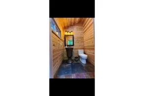 Not your typical cabin in the woods! - Image 5