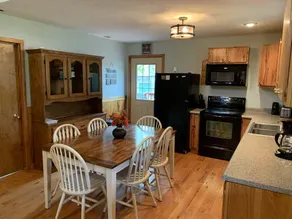 Smuk Getaway Cabin - Image 3