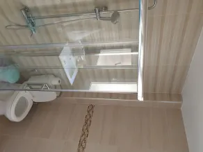 APARTAMENT IN DER NÄHE DES STRANDES, FÜR 6 PERSONEN, WIFI, KLIMAANLAGE - Image 2