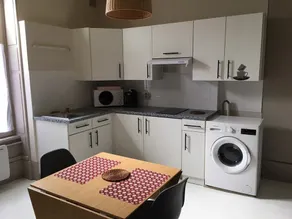 Studio Spacieux en Centre Ville - Image 4