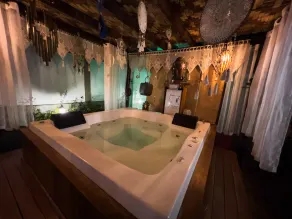 Cottage 6 Schlafzimmer, Pool, Sauna, Holzofen Carnival City zu Pferd - Image 4