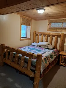 Ganzjahres-Seeufer-Hütte, 2 Schlafzimmer + Futon, 2 volle Badezimmer, Sauna, Schlafplätze für 4-5 - Image 5