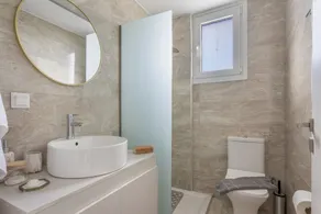 Apartamento 'Athena Home South Crete' com vista para a montanha, acesso Wi-Fi e ar condicionado - Image 4