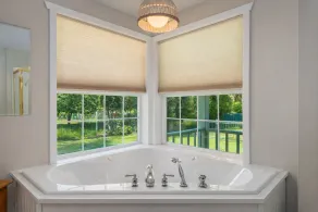 Family Cabin 5 Bedroom Home by NW Comfy Cabins - Image 3