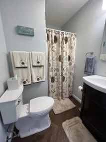 Beautiful 3 bedroom updated home in the gated community, The Hideout - Image 3