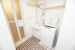 Uni Brilliart Hakata - Image 3