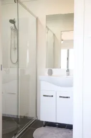 Casa a schiera moderna di lusso con piscina! - Image 3