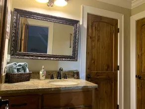 Luxury Home - Image 4