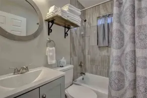 This is  a professional friendly  remodeled 3 bd 2 bth home. - Image 4