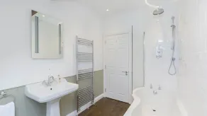 A sudeley castle cottage that sleeps 4 guests  in 3 bedrooms - Image 3