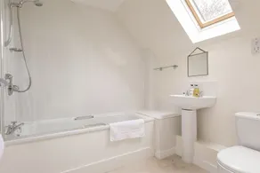 THE MILL HOUSE - perfect for families, country sports or a cosy retreat - Image 3