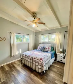 Lakeside living awaits at beautiful Lake Milton, OH  with dock across the street - Image 4