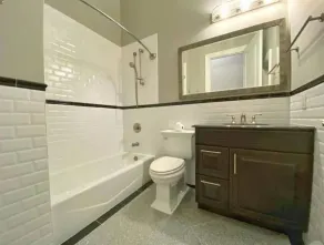 Luxury 1B/1B Apartment by Hudson – 10 mins to NYC - Image 5
