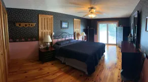 LONG POINT - DOCKSIDE HAVEN  sleeps 12-15 dock kayaks beach, Unique Multi-family cottage in a quiet ... - Image 5