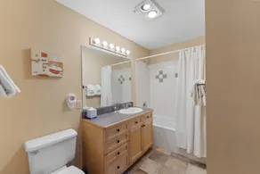 River Run Condo, King-Size-Bett, Blick auf Whirlpools, Blick auf die Berge, kostenloses WIFI - Image 2