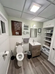 Rustic Farmhouse Retreat - Image 2