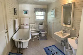 Exclusive oceanfront home, private sandy beach, expansive view, stunning sunsets - Image 2