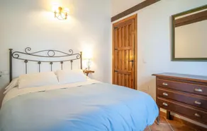 1 Bedroom Beautiful Apartment In Mondron - Image 3