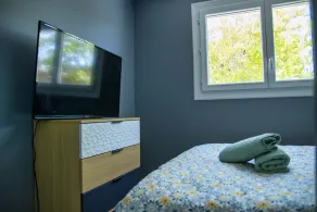 1 Bedroom Apartment in Saint-Bauzille-de-la-Sylve - Image 2