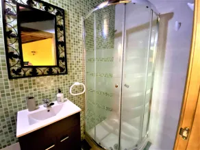House - Image 4