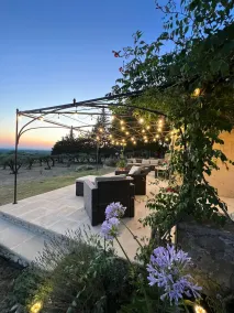 Les Rocans, une charmante ferme au milieu des oliveraies avec une vue imprenable - Image 5