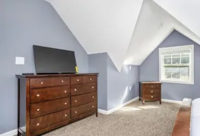 Modern 3BD Home w/HotTub - Image 2