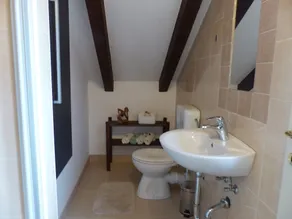 3 Bedroom Holliday house - Image 3