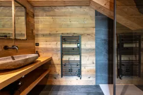 CHALET MIT INNENPOOL HOCHWERTIG FÜR 10/12 PERSONEN IN LES DEUX ALPES - Image 2