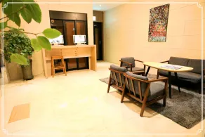 TRT Hotel - Image 2