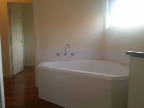 Ullathorne Retreat - located at Inverloch - Image 4