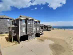 Sea Star- Ocean Views- Steps to Beach- Community Pool - Image 3