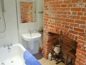 2 bedroom accommodation in Fordwich, near Canterbury - Image 4
