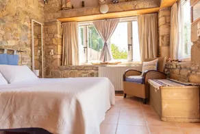 Beautiful Family Villa With Heated Swimming Pool And Stunning Sea/Mountain View - Image 5