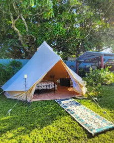 Bohemian Vintage King Bed Caravan w Hydrotherapy Spa & 5m Bell Tent w Queen Bed - Image 5