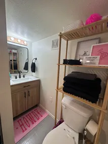Perfect place to stay for events at the Lazy E - Image 2