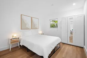 Awesome 1BR Apartment @Sailboat - Image 4