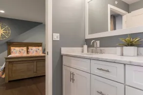 Modern Condo in Historic Marblehead, Walk everywhere, Parking, A/C, Deck & Grill - Image 3