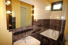 Ski-in/ski-out & foot of the slopes, 2nd floor, view open, balcony, tv, ski locker, 23m² - Image 2
