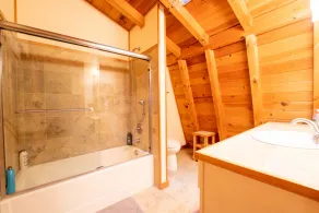 Stunning 5BR Lodge - Hot Tub & Table Rock Views - Image 2