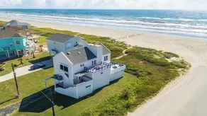 Ocean Front Beach House. Kommen Sie und genießen Sie den Sand, Meer und Sonne - Image 3