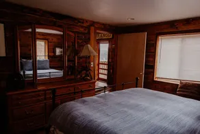 Mountain Top Cabin with Spectacular Views  - Image 5