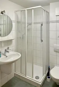 Comfortable apartment for 2 people + a toddler, pets allowed, Wi-Fi, near a dog-friendly beach, parking - Image 2