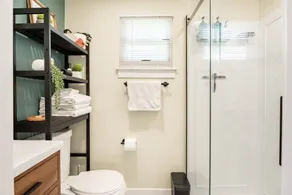 Charming Studio 2 Blocks from Light Rail & Downtown Bike Path! - Image 2