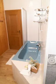 Wohnen im Schloss - \" Schloss Seehaus\" -  Ferienwohnung 2. OG -  mit 106qm - Image 2